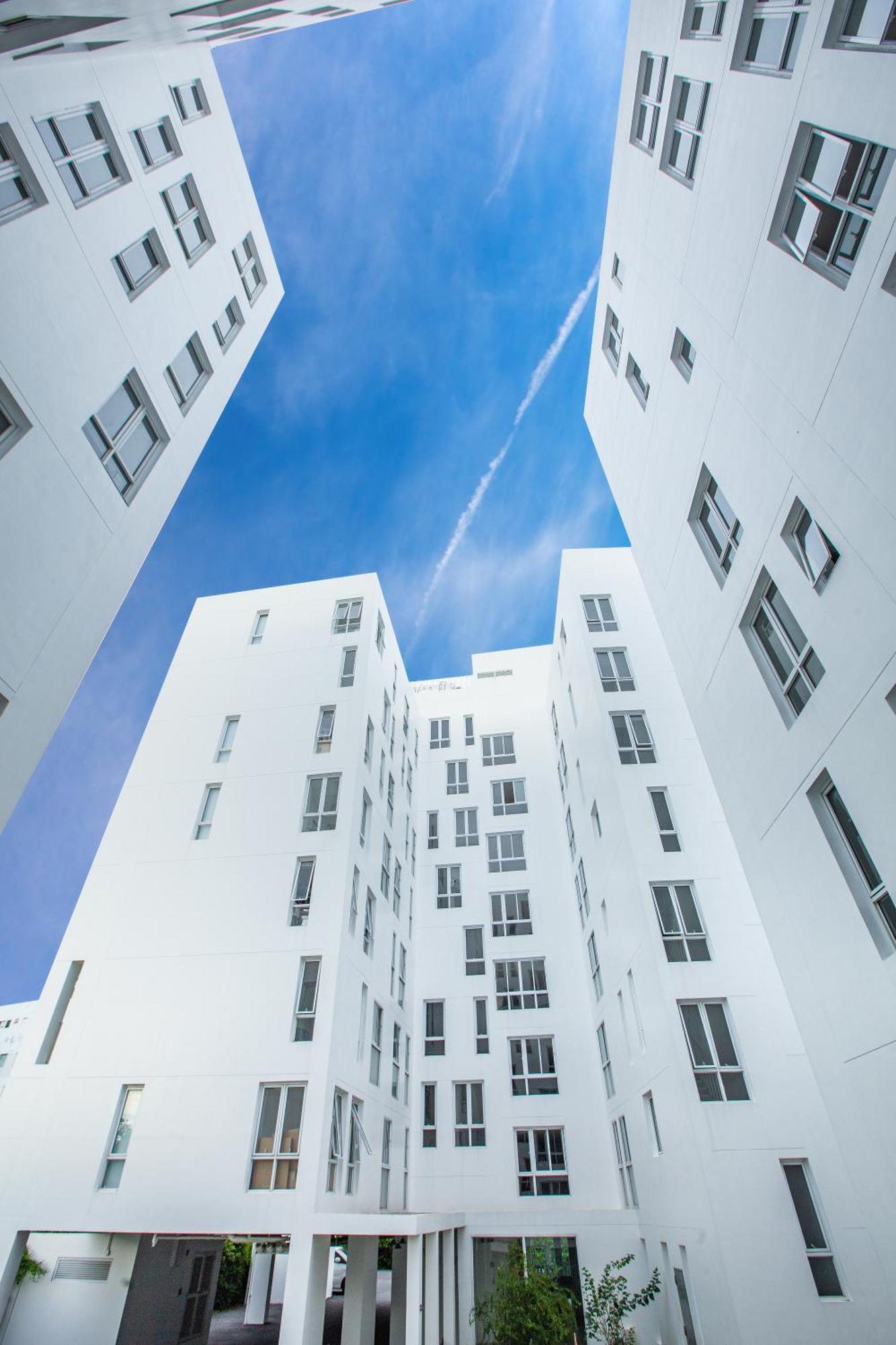 Karin Hotel & Service Apartment - Sha Extra Plus Si Racha Esterno foto