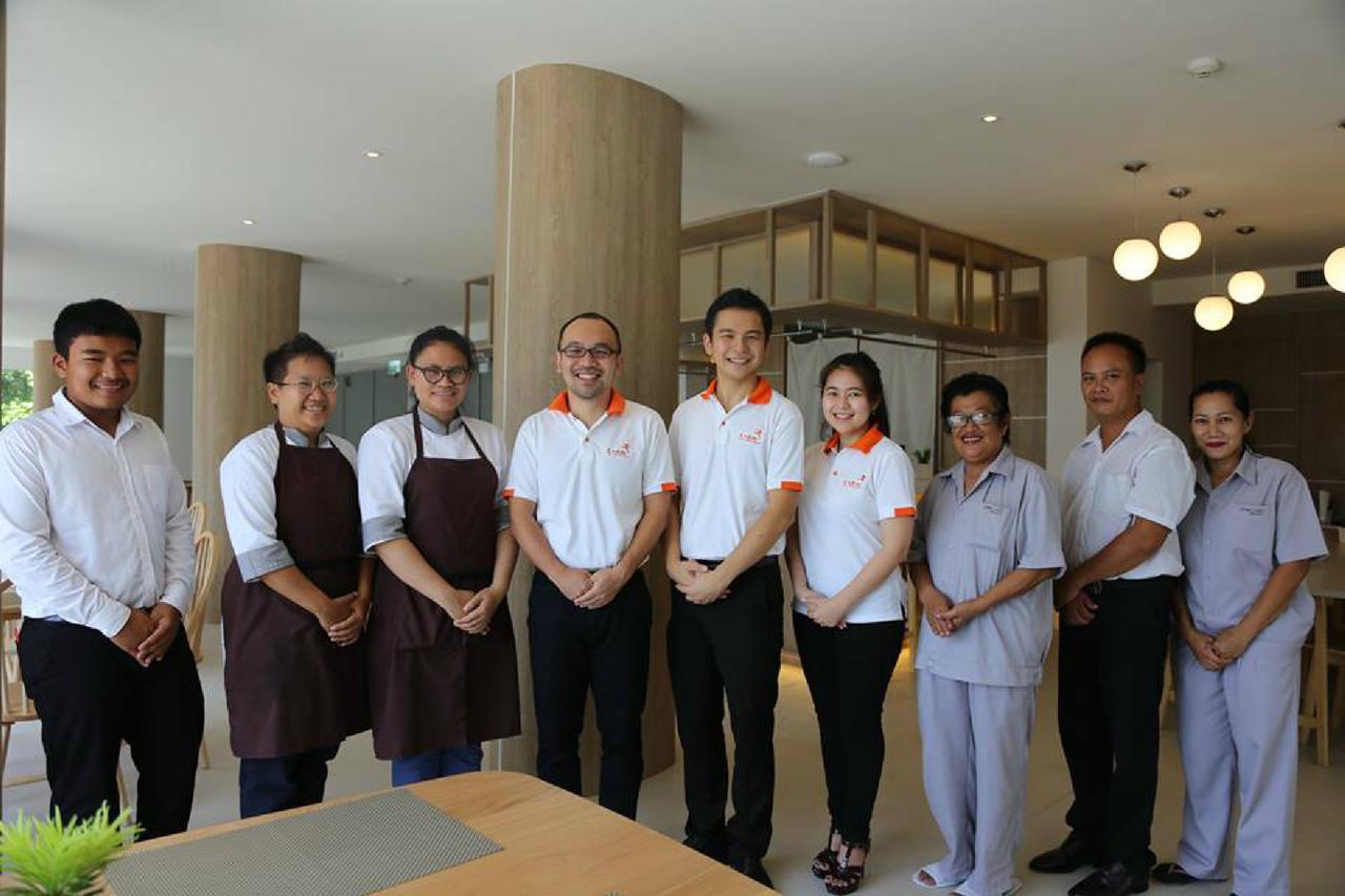 Karin Hotel & Service Apartment - Sha Extra Plus Si Racha Esterno foto