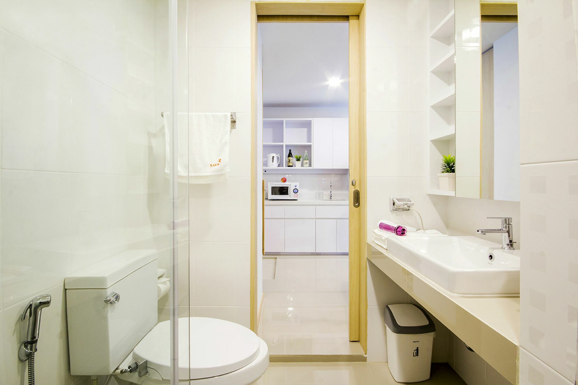 Karin Hotel & Service Apartment - Sha Extra Plus Si Racha Esterno foto