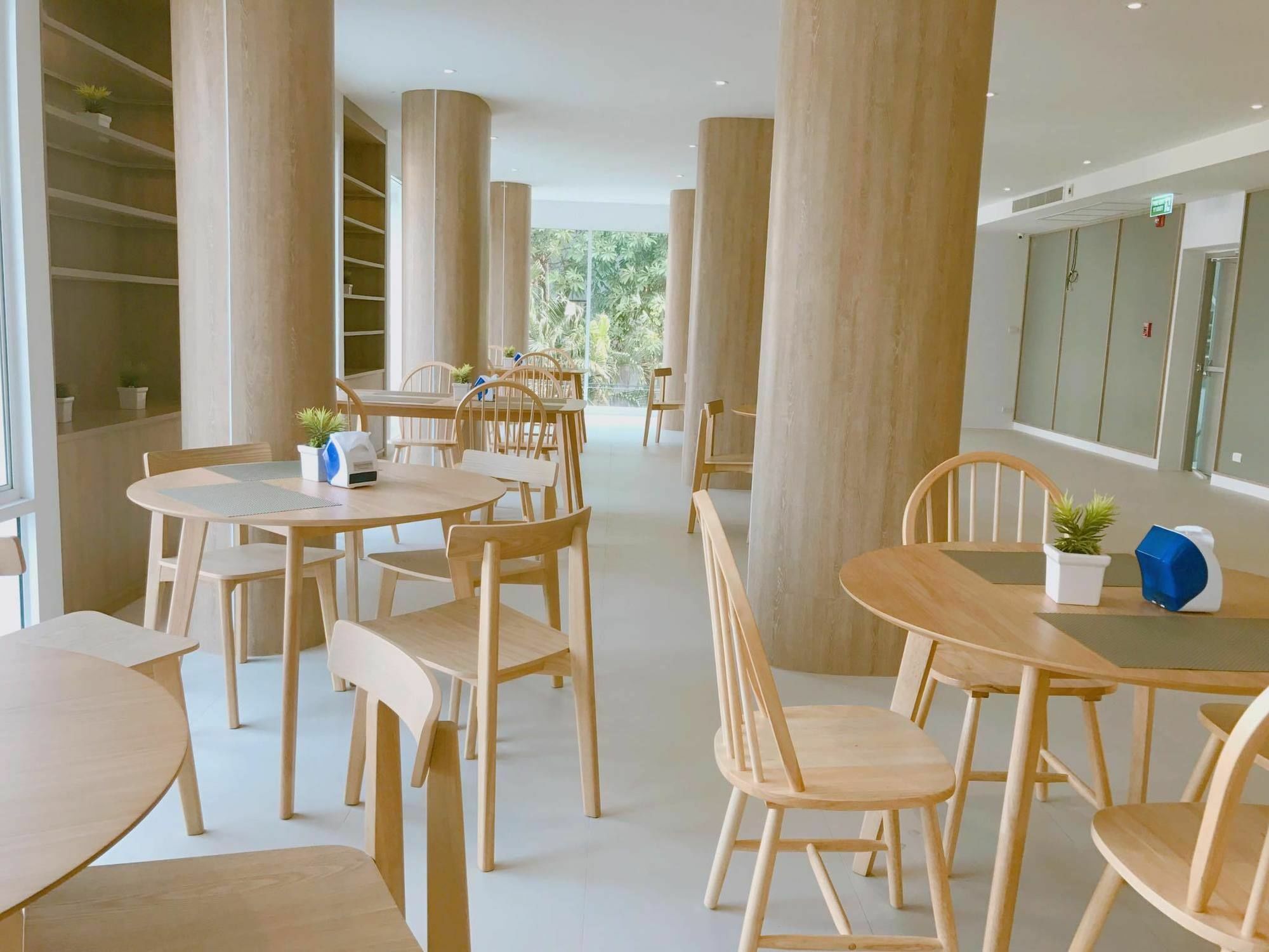 Karin Hotel & Service Apartment - Sha Extra Plus Si Racha Esterno foto